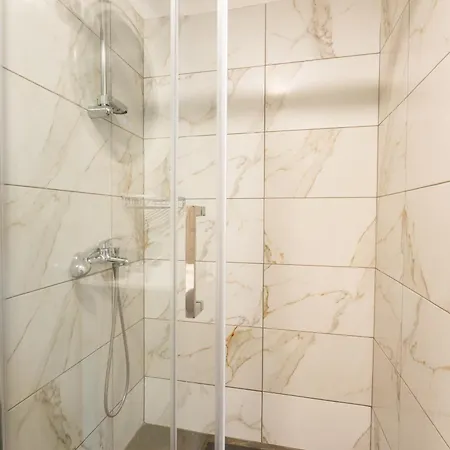 Hotel apartamentowy Aleks