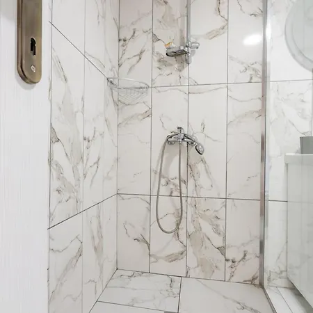 Hotel apartamentowy Aleks *
