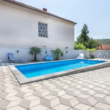 Aleks Hotel apartamentowy *
